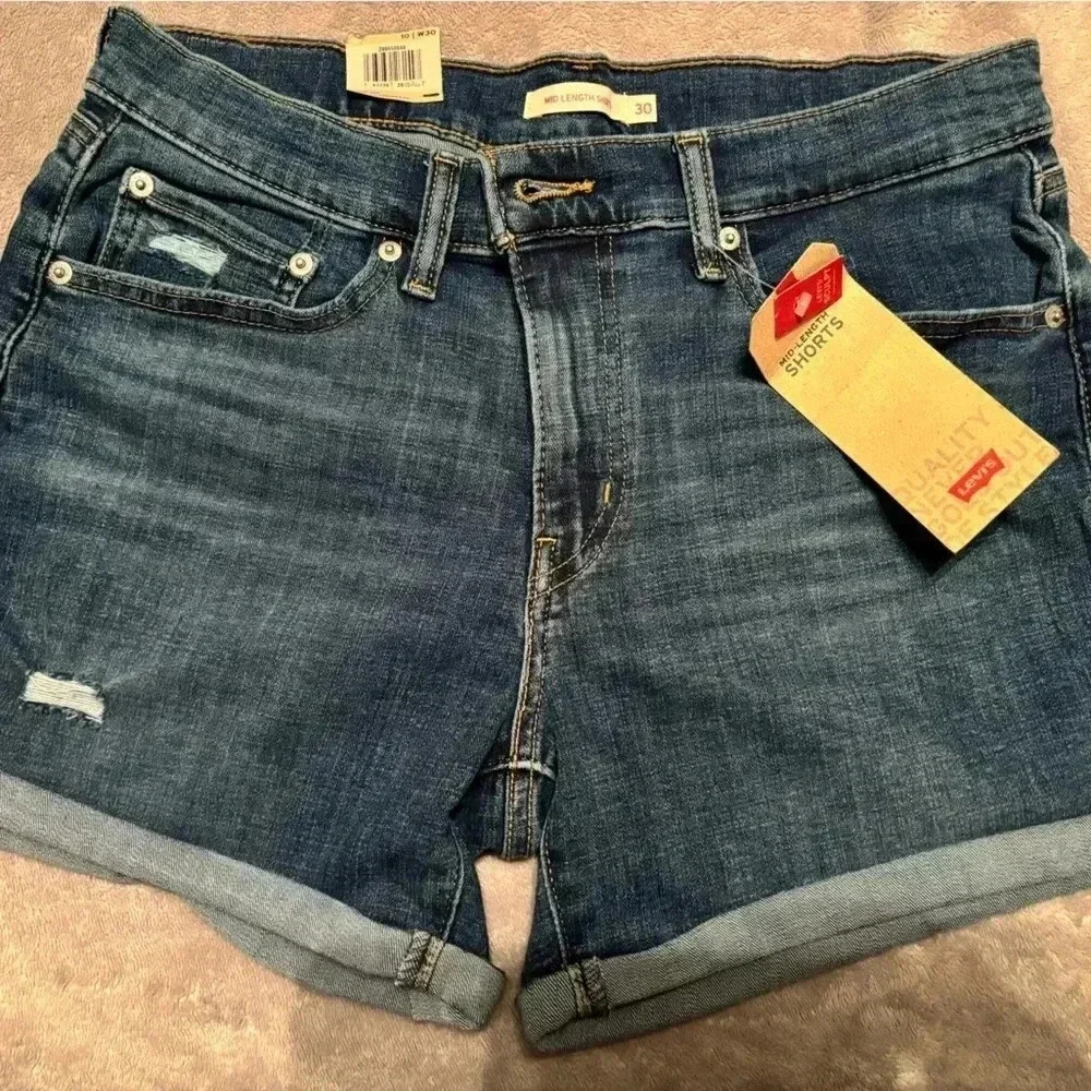 Levi’s shorts size 10